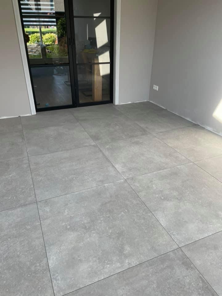 Keuken + vloer aanleggen