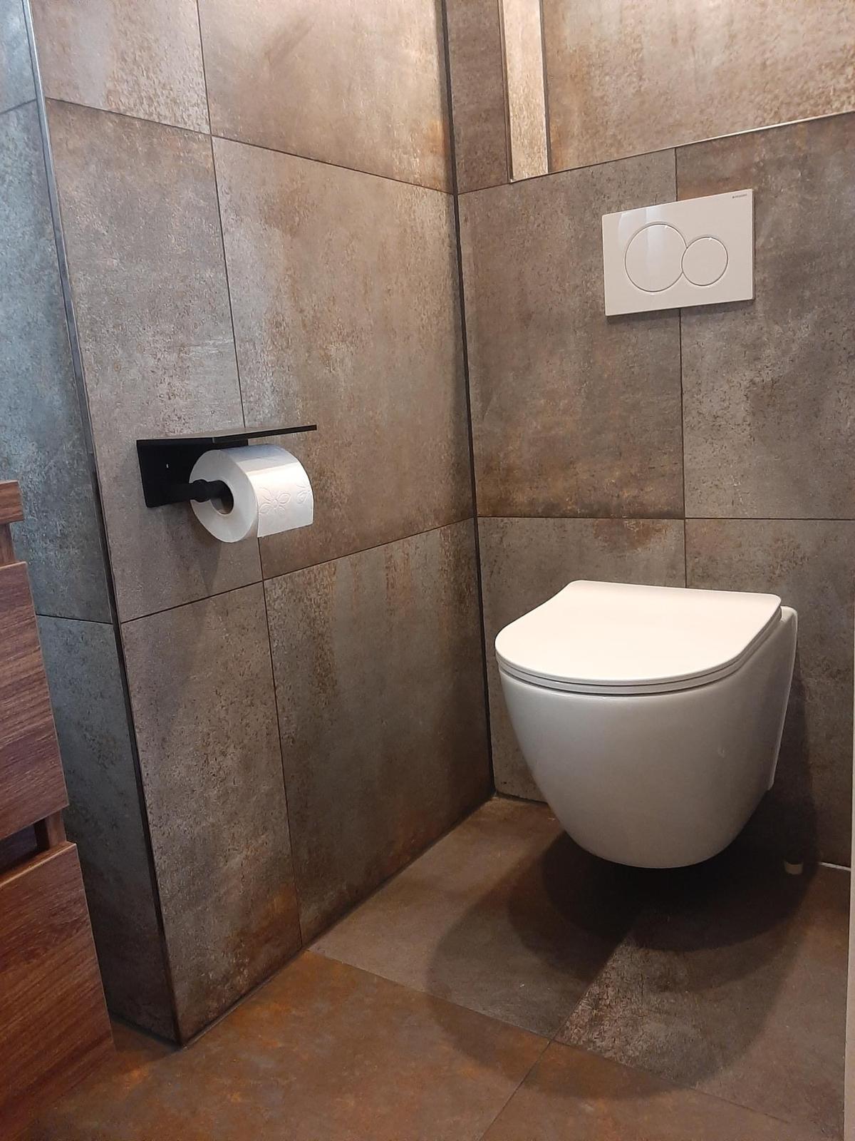 toilet en badkamer renovatie (2)